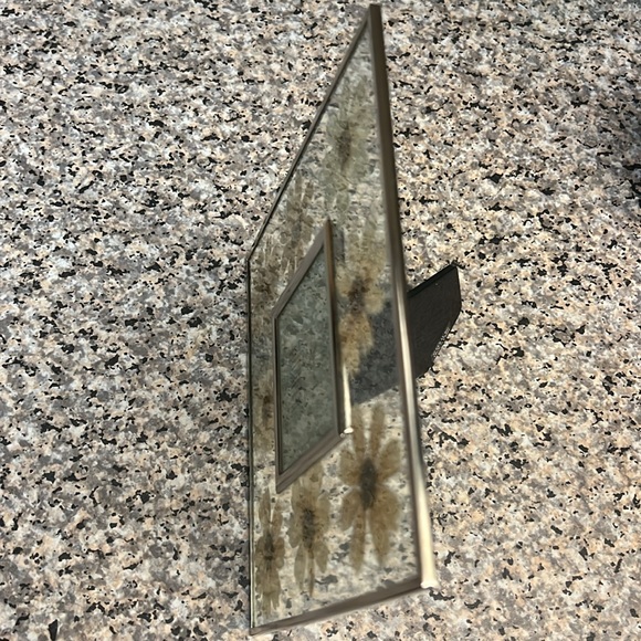 Pressed flower picture frame - Picture 3 of 4